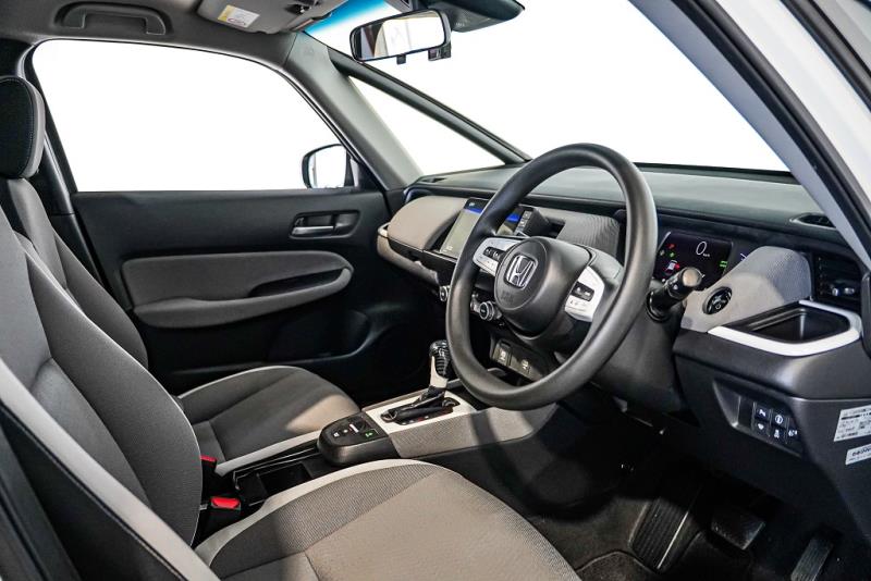 2020 Honda Fit Hybrid e:HEV New Shape / Cruise / LDW & FCM / Alloys image 9