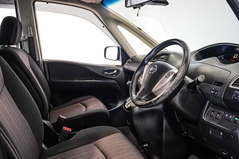 2015 Nissan Serena Hybrid 8 Seater Cruise / Power Doors / 360 Cam image 9