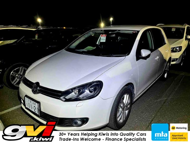Cars & Vehicles  Cars : 2011 Volkswagen Golf Tsi Comfortline Facelift / 26kms / Alloys / Side Airbags