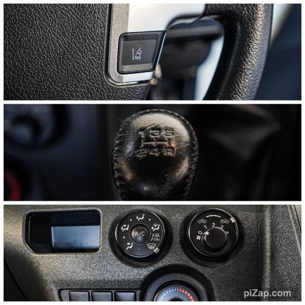 2019 Toyota Hiace ZL 5 Door Petrol 5 Speed Manual / 56kms / Tints image 14