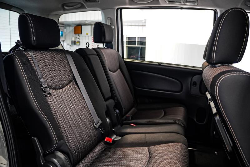 2015 Nissan Serena Hybrid 8 Seat Highway Star / Cruise / 360 Cam image 12