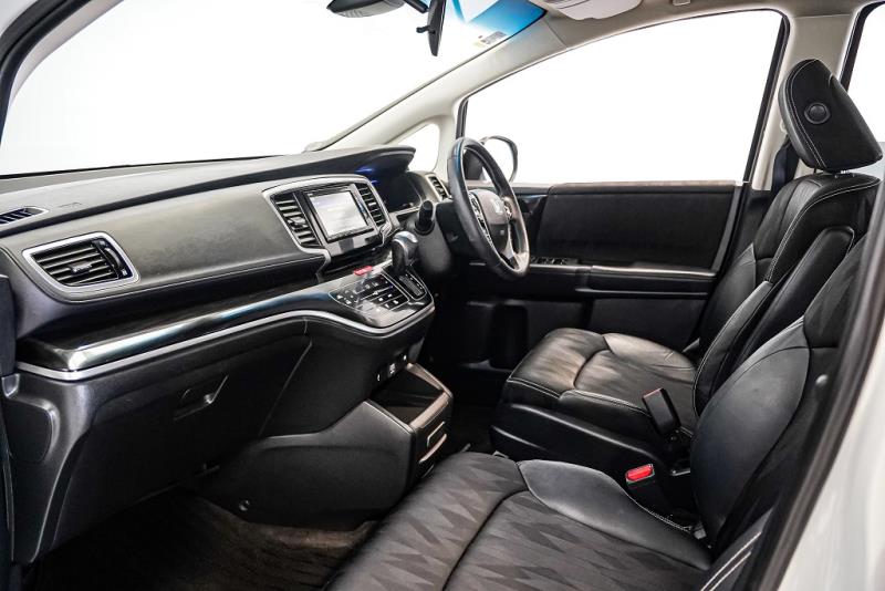 2019 Honda Odyssey Hybrid Absolute Leather / Cruise / LDW & FCM / Rev Cam image 11
