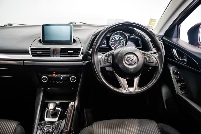 2013 Mazda Axela Hybrid HV Cruise / EV Mode / Rev Cam image 10