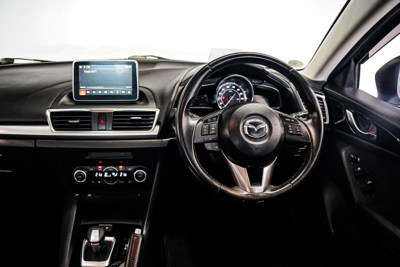2013 Mazda Axela Hybrid HV EV Mode / Cruise / Rev Cam image 10