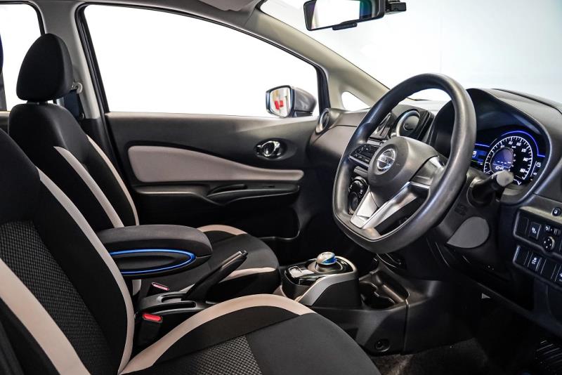 2018 Nissan Note e-Power Hybrid 360 View / Alloys / lDW & FCM image 9