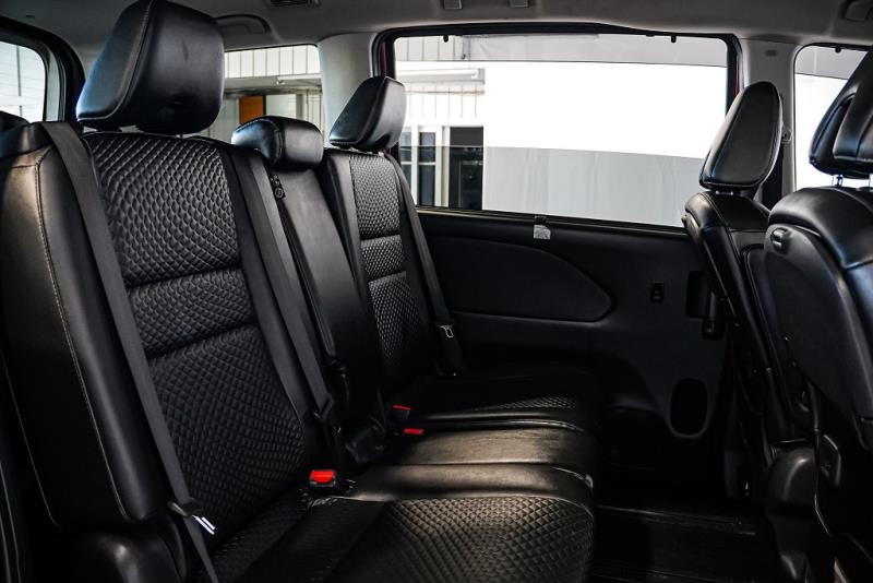 2019 Nissan Serena Hybrid 8 Seat Pro Pilot / 360 View / Cruise / Leather image 13