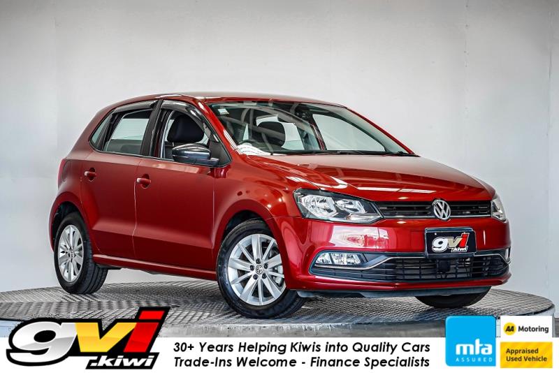 2015 Volkswagen Polo Tsi 5 Door 31kms / Alloys / Side Airbags image 1