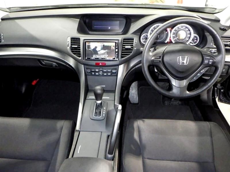 2011 Honda Accord Tourer Wagon Cruise / Side Airbags / Rev Cam image 3