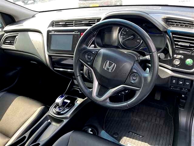 2015 Honda Grace Hybrid / City 49kms / Leather / image 3