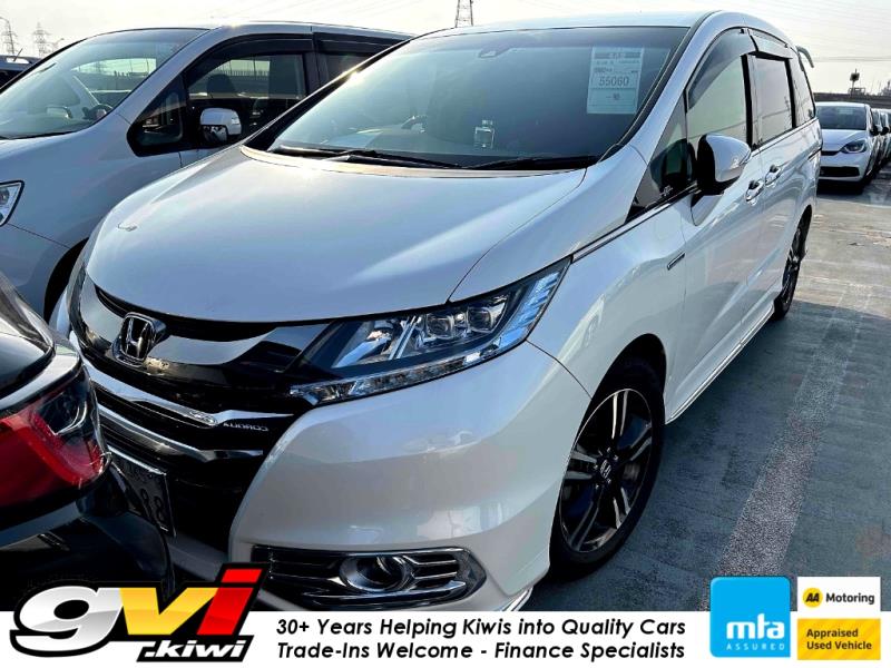 Cars & Vehicles  Cars : 2016 Honda Odyssey Hybird Absolute 7 Seater / Leather / Cruise / Rev Cam