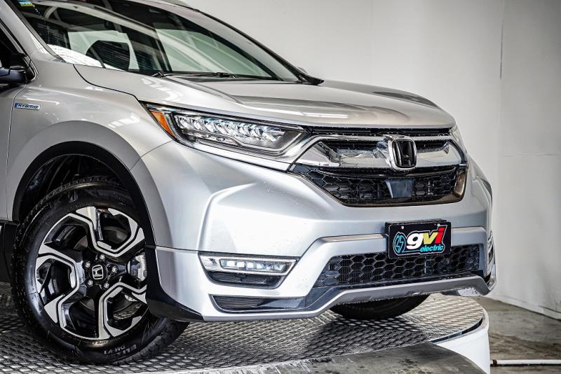 2019 Honda CR-V Hybrid 4WD Leather / Sunroof / Cruise / Aero Kit image 2