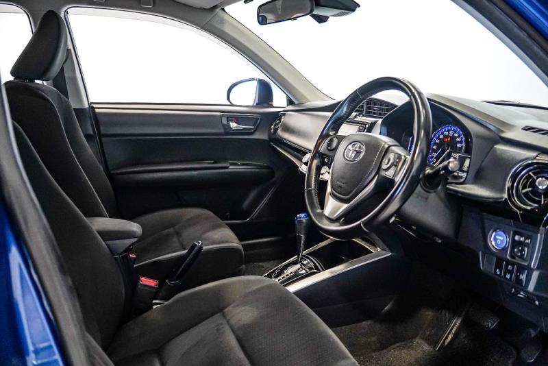 2019 Toyota Corolla Fielder Hybrid Wagon / EV Mode / LDW & FCM image 8