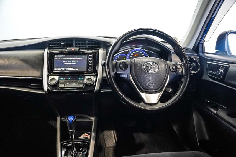 2019 Toyota Corolla Fielder Hybrid Wagon / EV Mode / LDW & FCM image 9