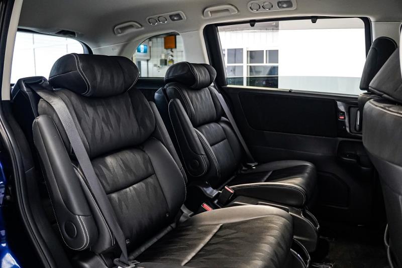2018 Honda Odyssey Hybrid Absolute 7 Seater / Cruise / Leather / LDW & FCM image 12