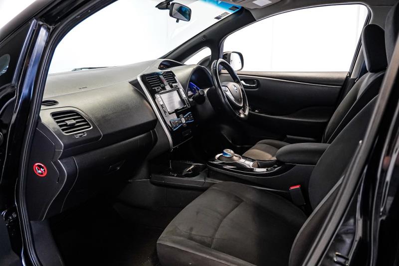 2014 Nissan Leaf 24X Autech Cruise / Rev Cam / Full English image 13