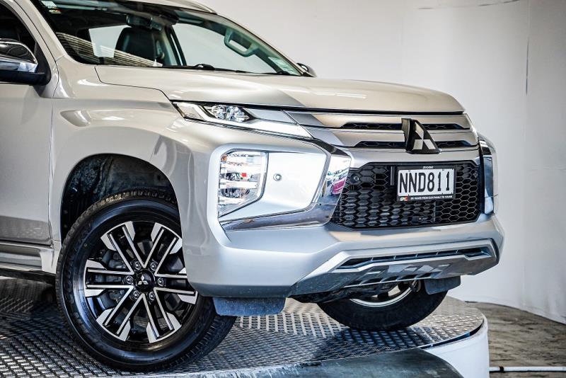 2021 Mitsubishi Pajero Sport VR-X 4WD 7 Seater / NZ New / Leather / 360 View image 2