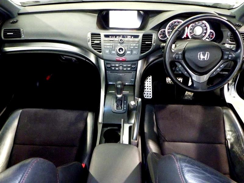 2012 Honda Accord Type S 2400cc / Facelift / image 4