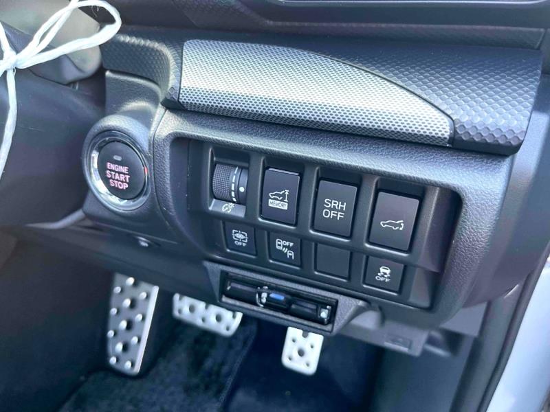2018 Subaru Forester Hybrid 4WD EyeSight / Leather / Cruise / LDW & FCM image 9