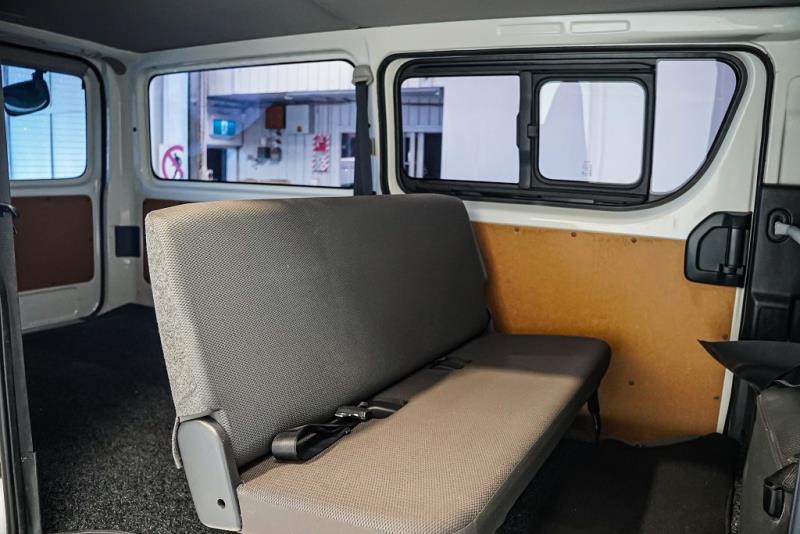 2019 Toyota Hiace ZL 6 Seater 5 Door Auto Petrol / Tints / LDW & FCM image 10