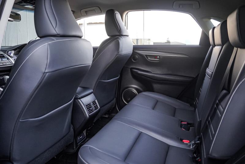 2015 Lexus NX 300h Hybrid / Leather / Cruise / image 13