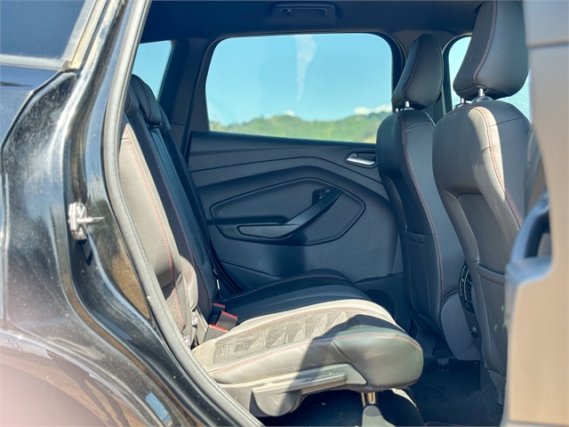 2019 Ford Escape image 9