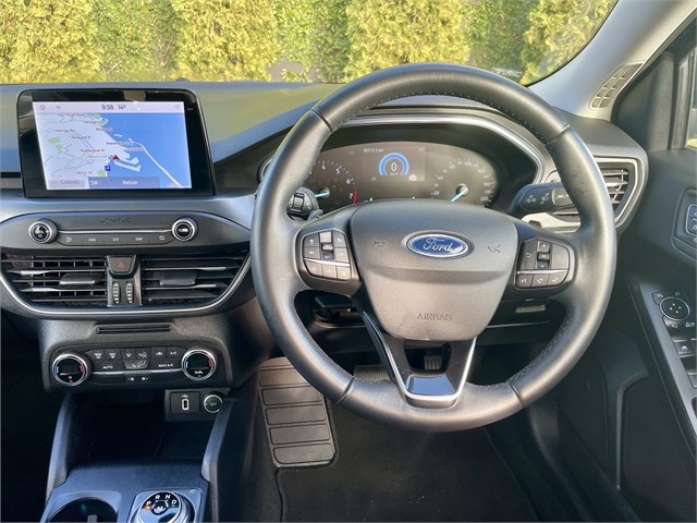 2019 Ford Focus image 11