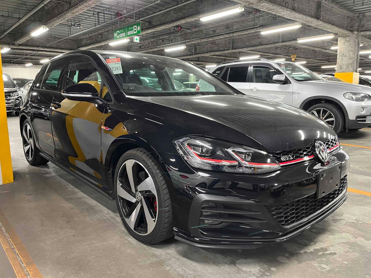 Cars & Vehicles  Cars : 2018 Volkswagen Golf GTI 2.0 TSI, Dynamic Chassis Control