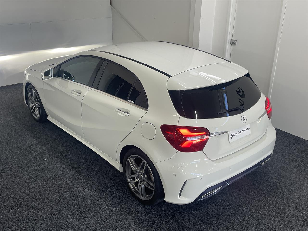 2016 Mercedes-Benz A 180 Sport AMG Styling Pack image 13