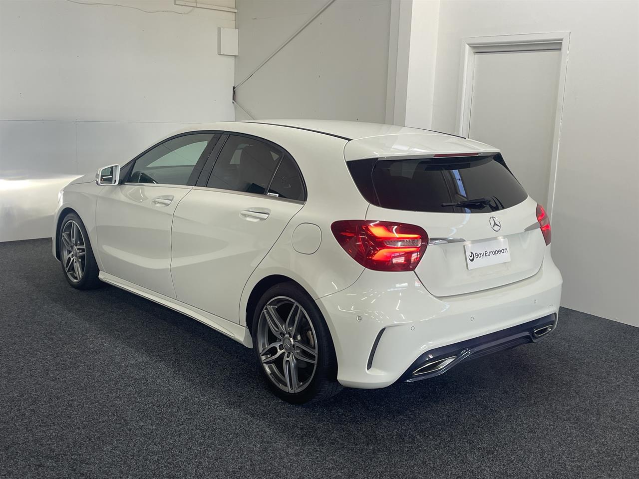 2016 Mercedes-Benz A 180 Sport AMG Styling Pack image 14