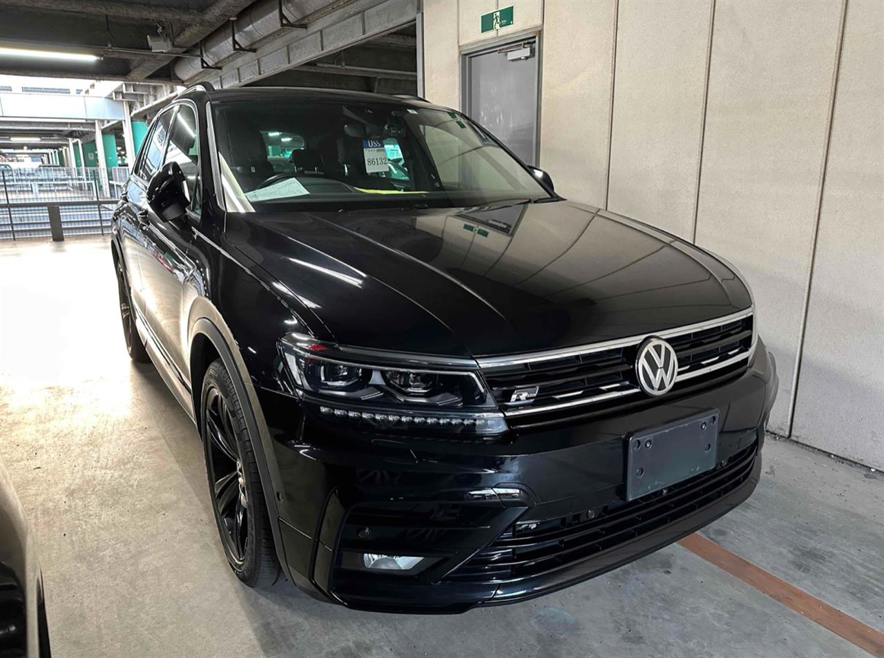 2018 Volkswagen Tiguan 2.0L TDi 4Motion R-Line image 2