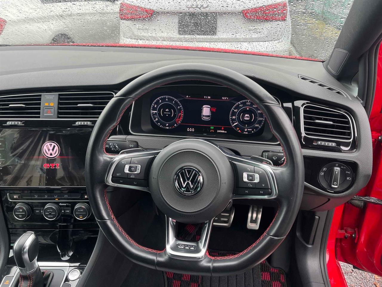 2017 Volkswagen Golf GTI 2.0 TSI, DSG, DCC image 7