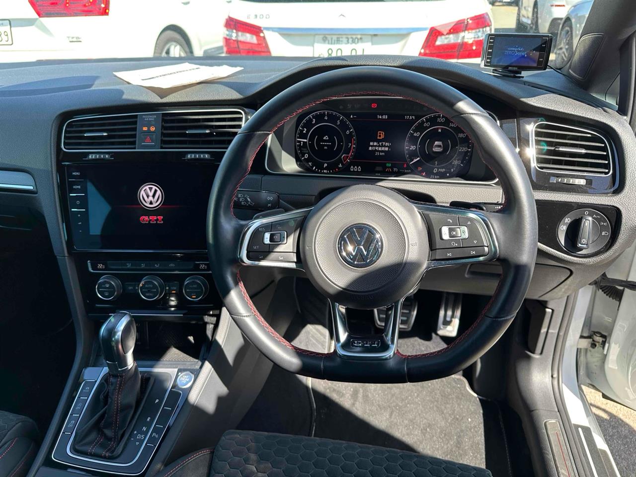 2017 Volkswagen Golf GTi Performance Edition 180kW image 7