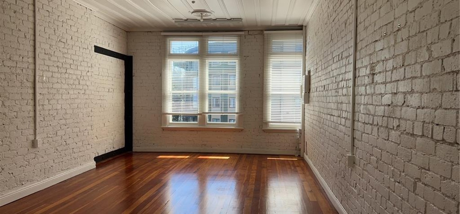 Real Estate For Rent Houses & Apartments : Heritage Building Totally Renovated Studio