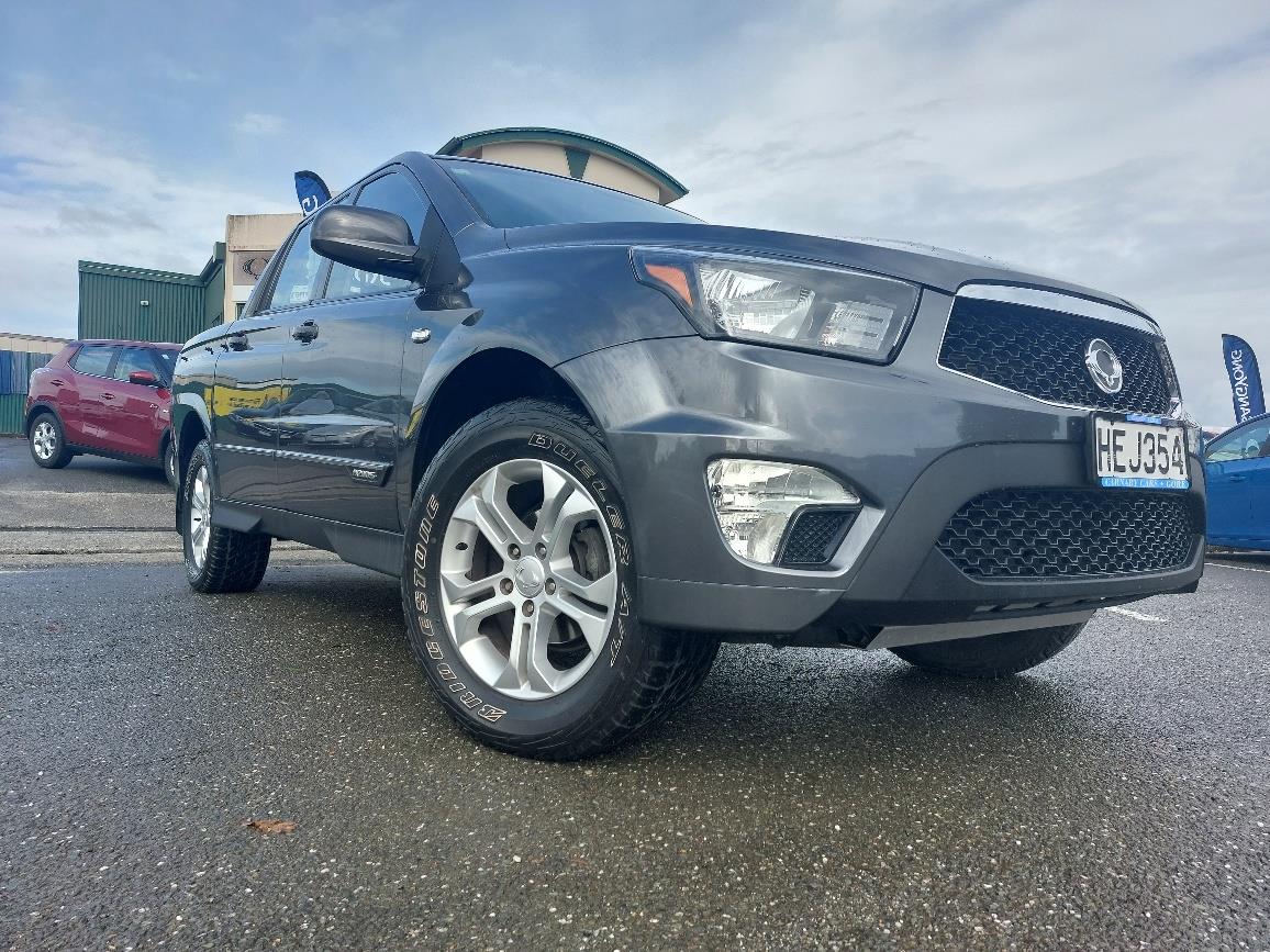 2013 Ssangyong Actyon SPR 4X4 image 2