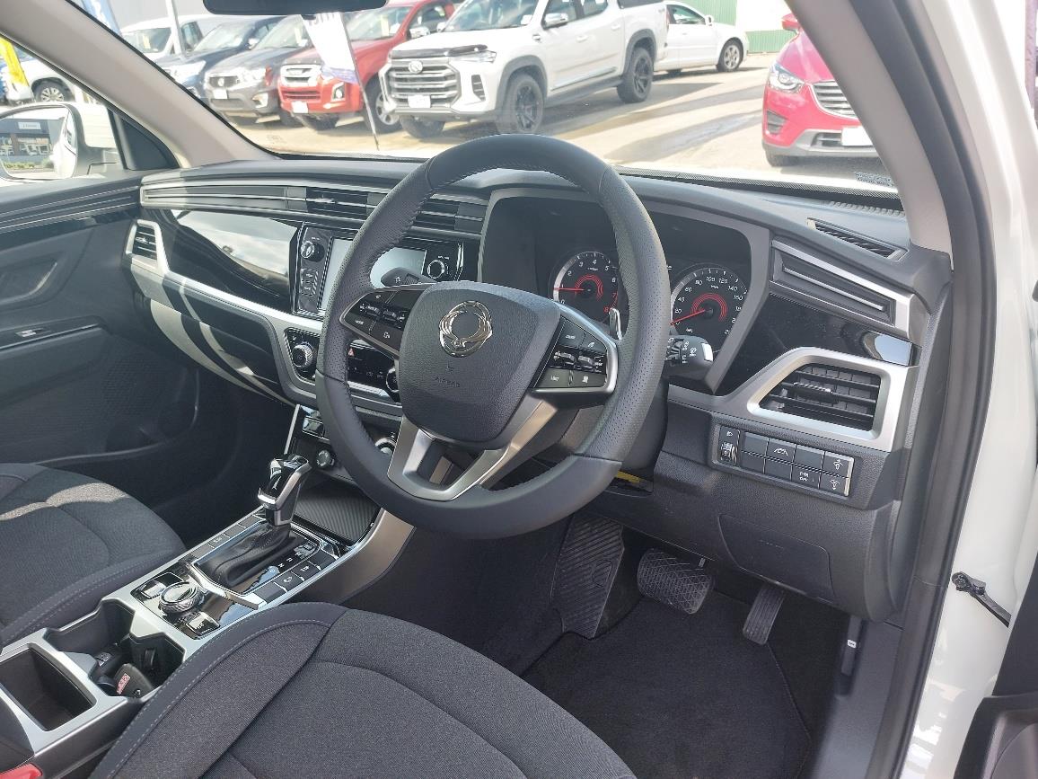 2023 Ssangyong Korando LIMITED AUTO 2WD 1.5 image 12