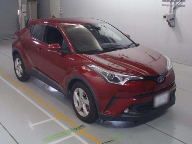 2017 Toyota C-HR Hybrid image 5