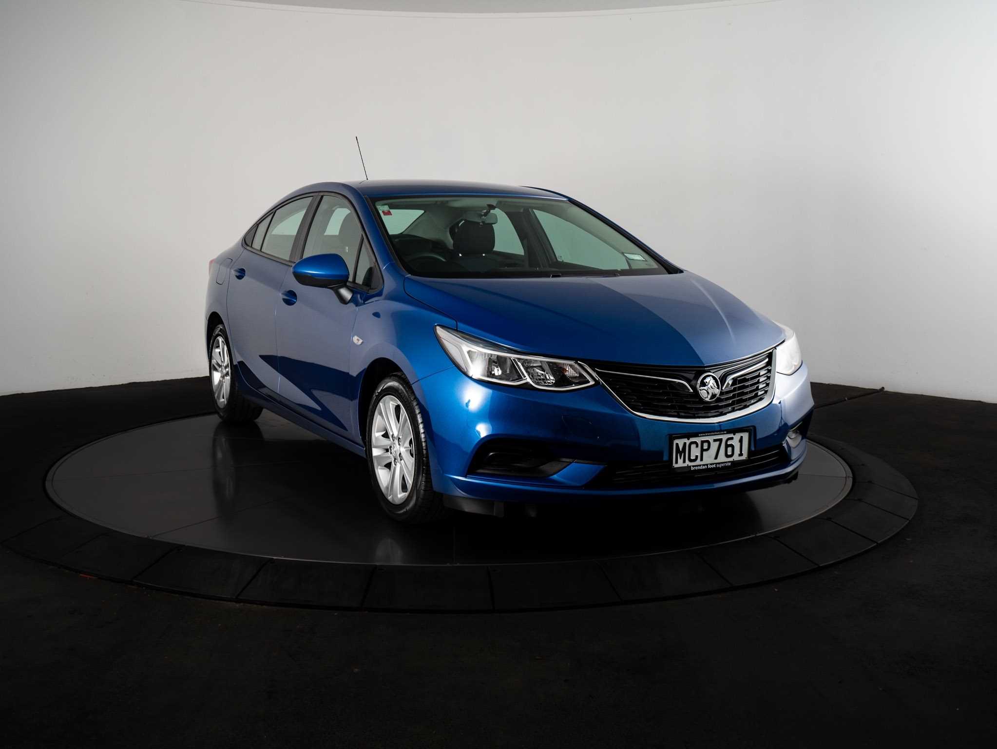 2019 Holden Astra image 14