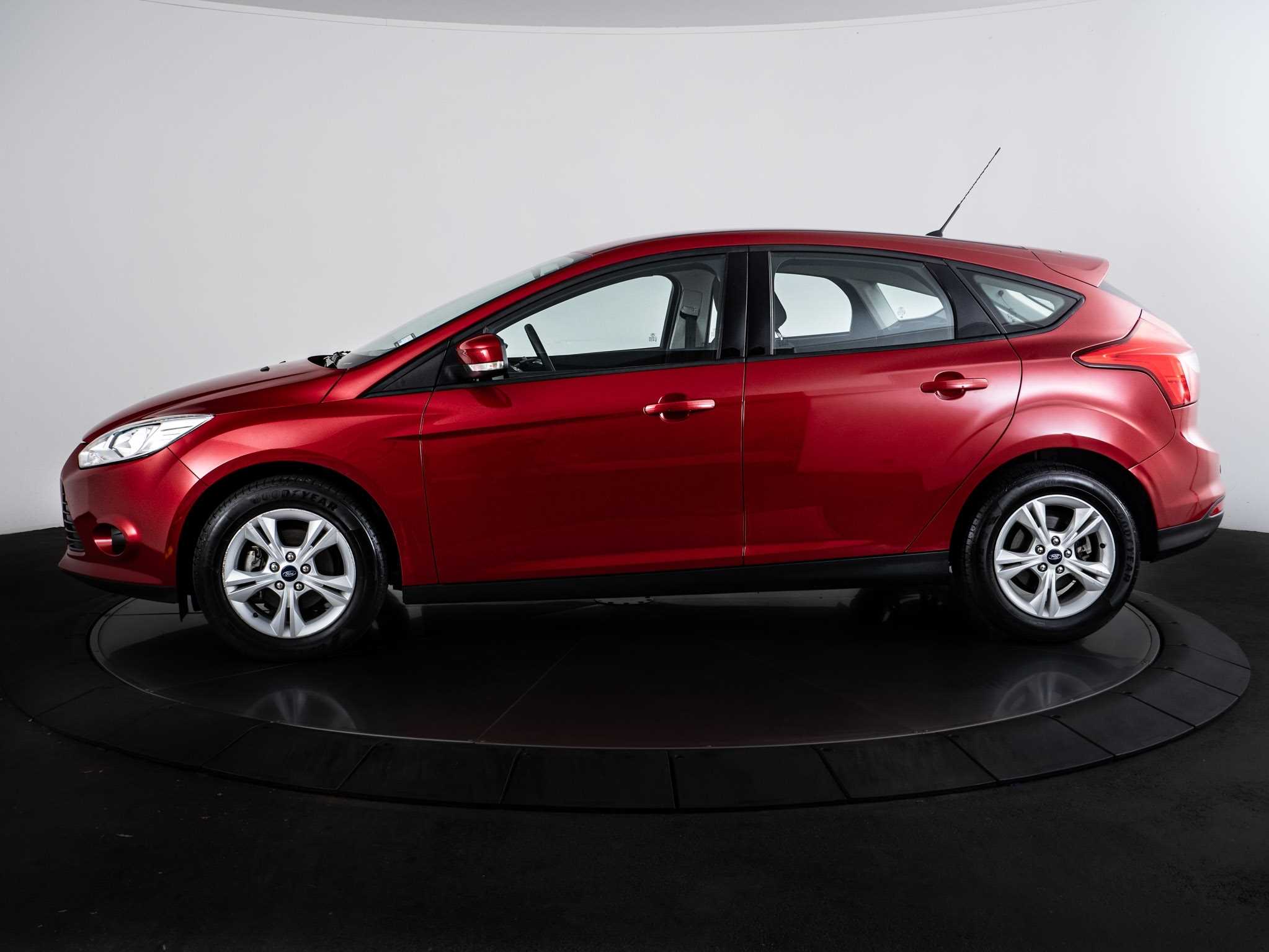 2013 Ford Focus image 7