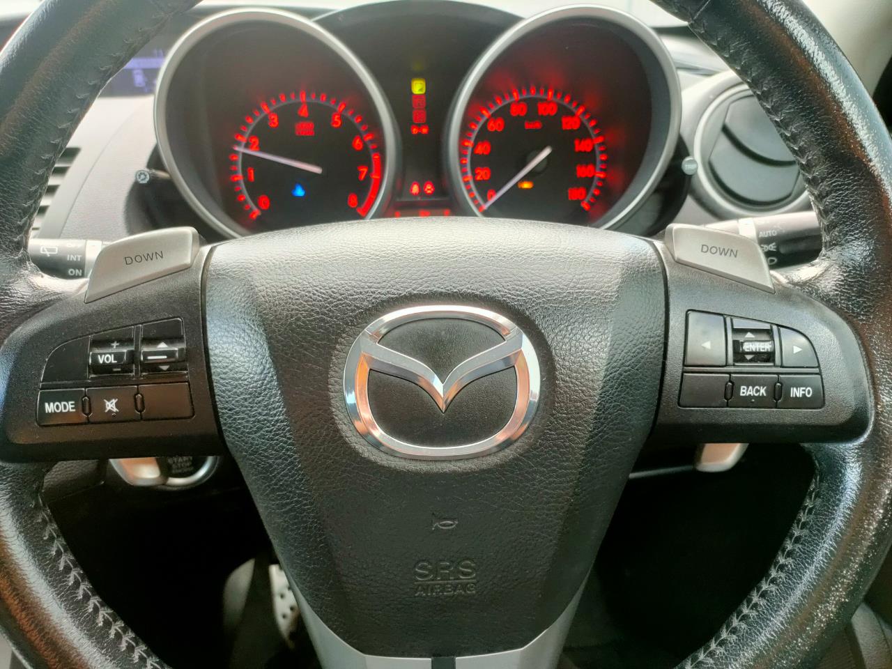 2009 Mazda Axela image 9