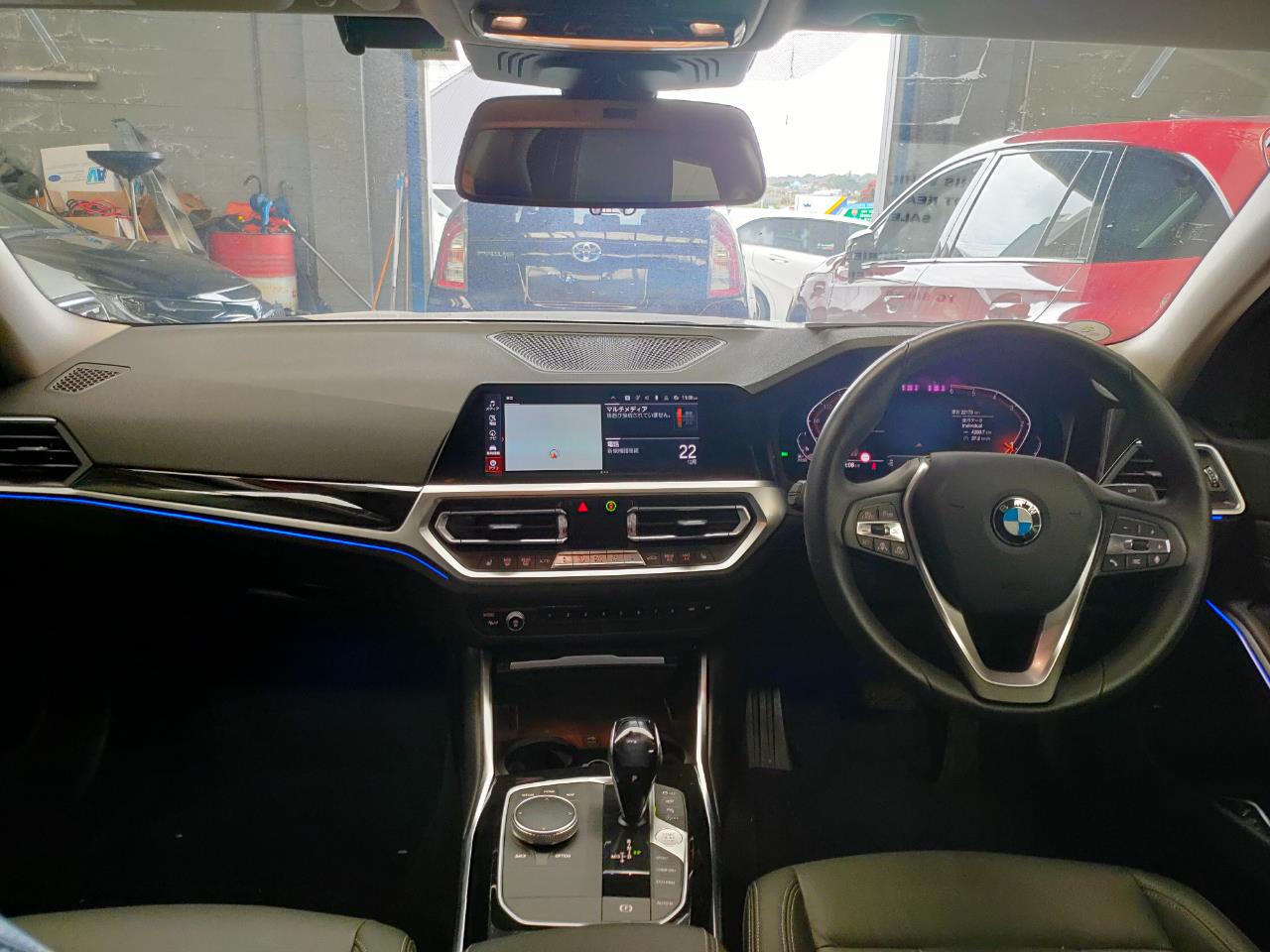 2020 BMW 320D image 6