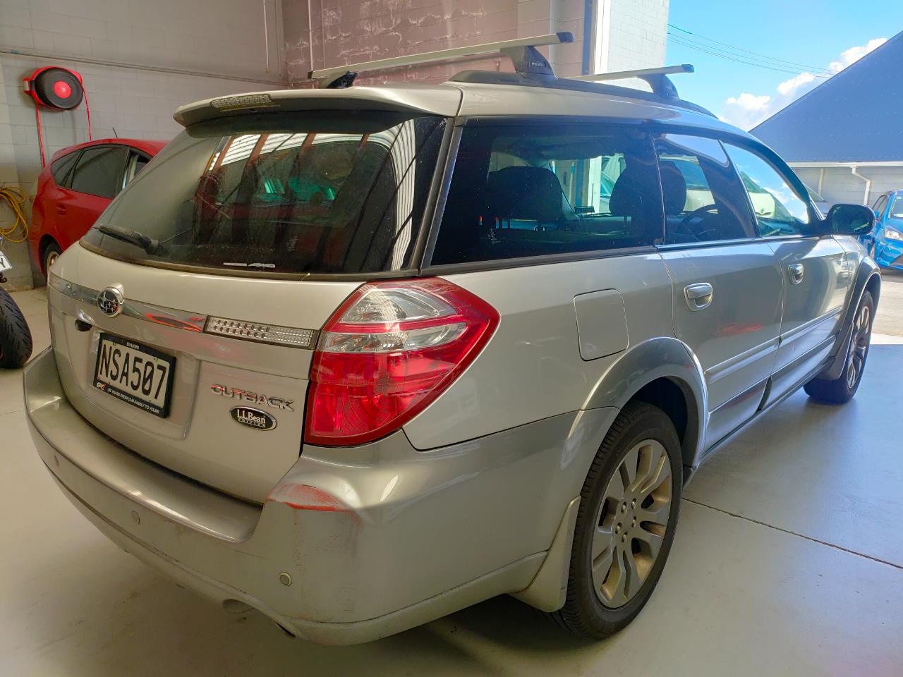 2007 Subaru Outback image 6