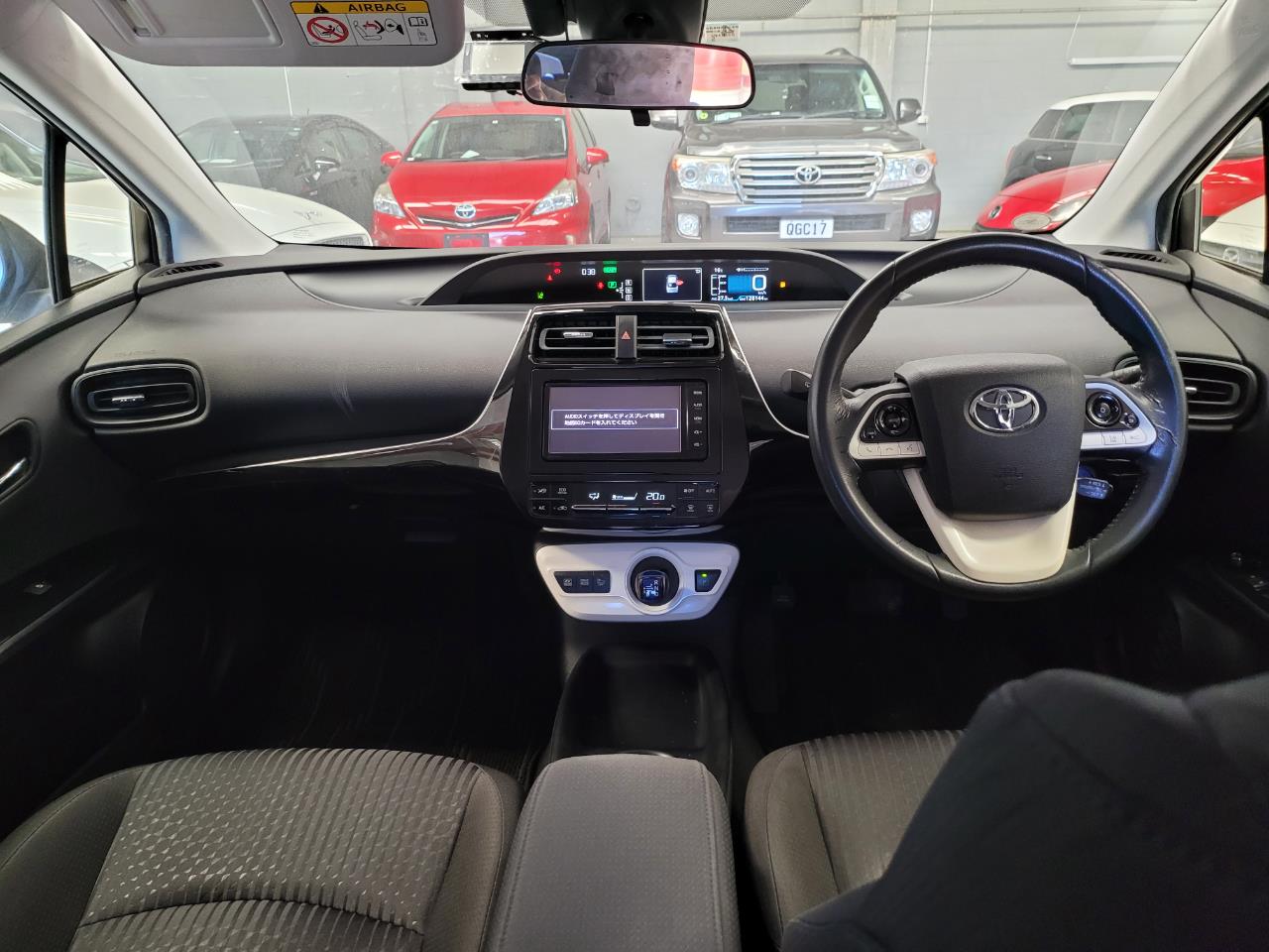2016 Toyota Prius image 9