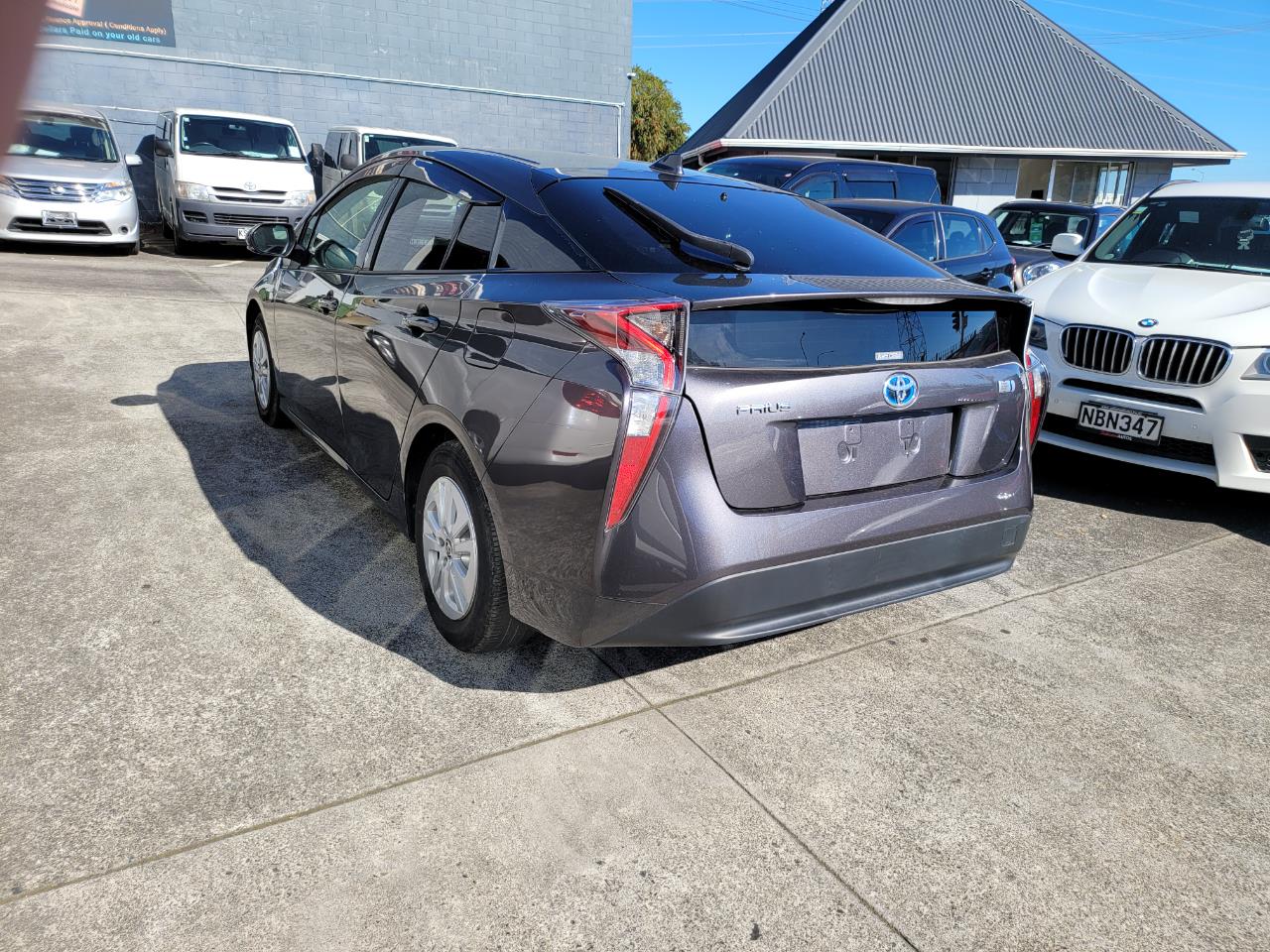 2018 Toyota Prius image 5