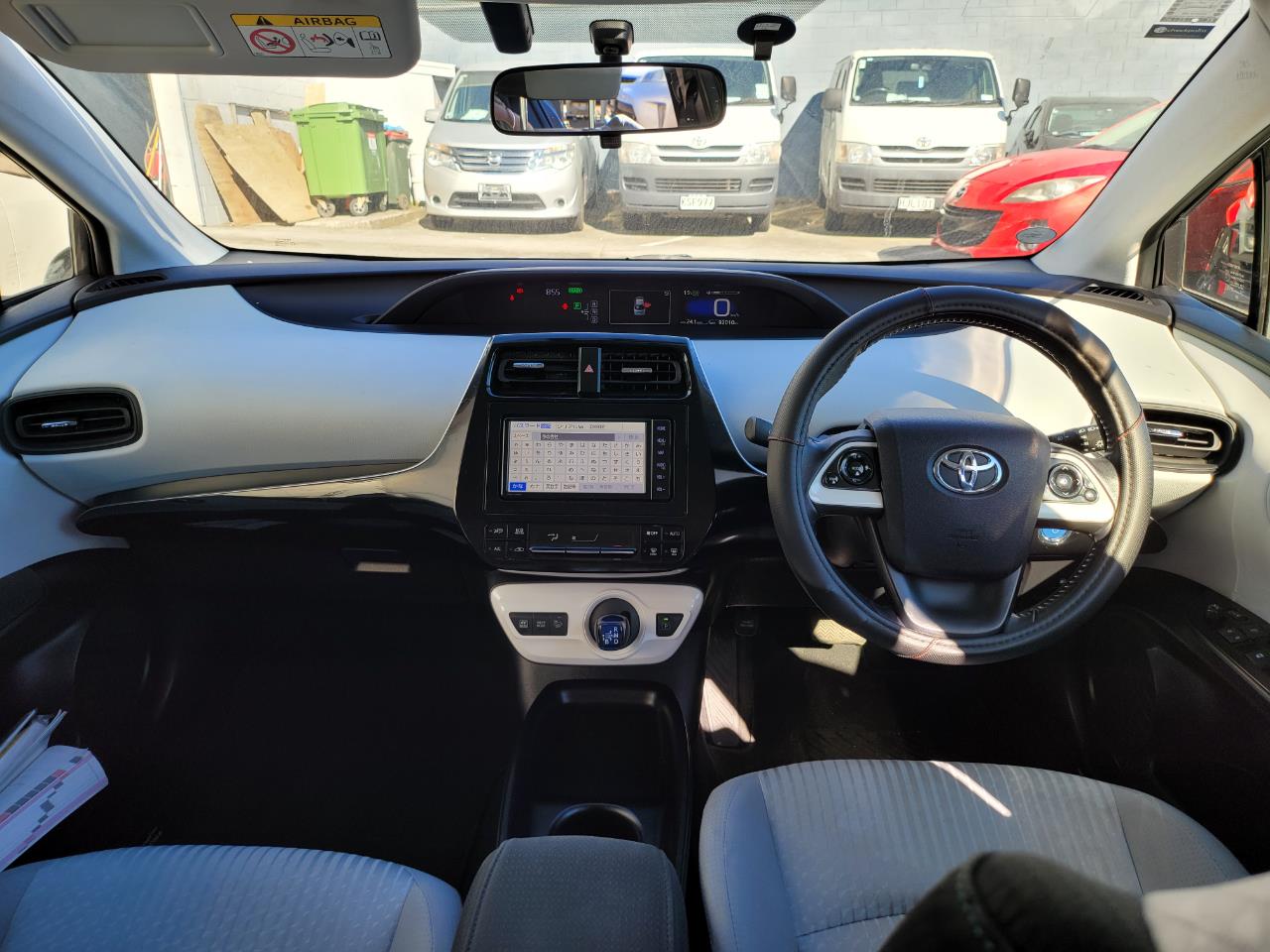 2018 Toyota Prius image 9