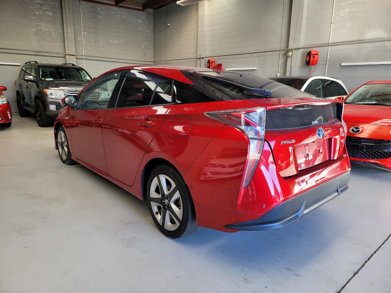 2016 Toyota Prius image 5