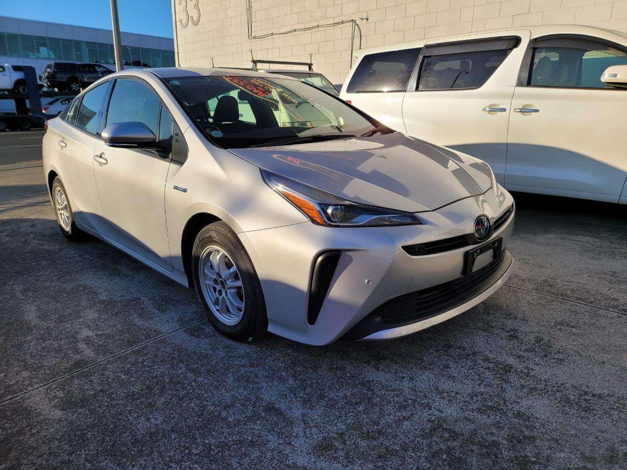 2019 Toyota Prius image 3