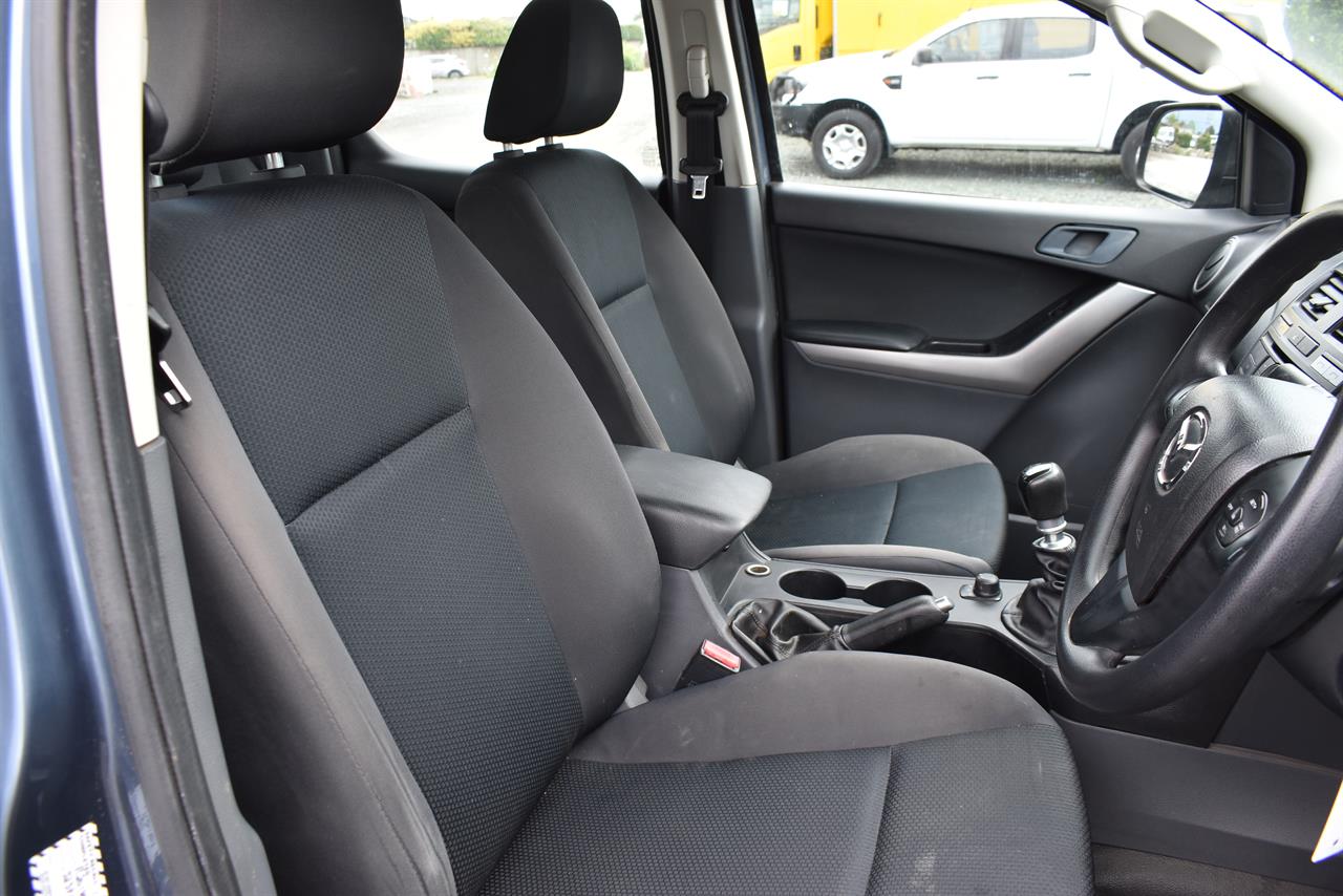 2016 Mazda BT-50 D-Cab 4x4 Flat deck image 9