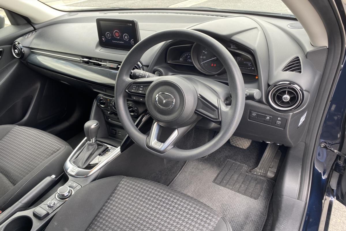 2017 Mazda Demio 13S image 3