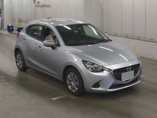 Cars & Vehicles  Cars : 2017 Mazda Demio 13C