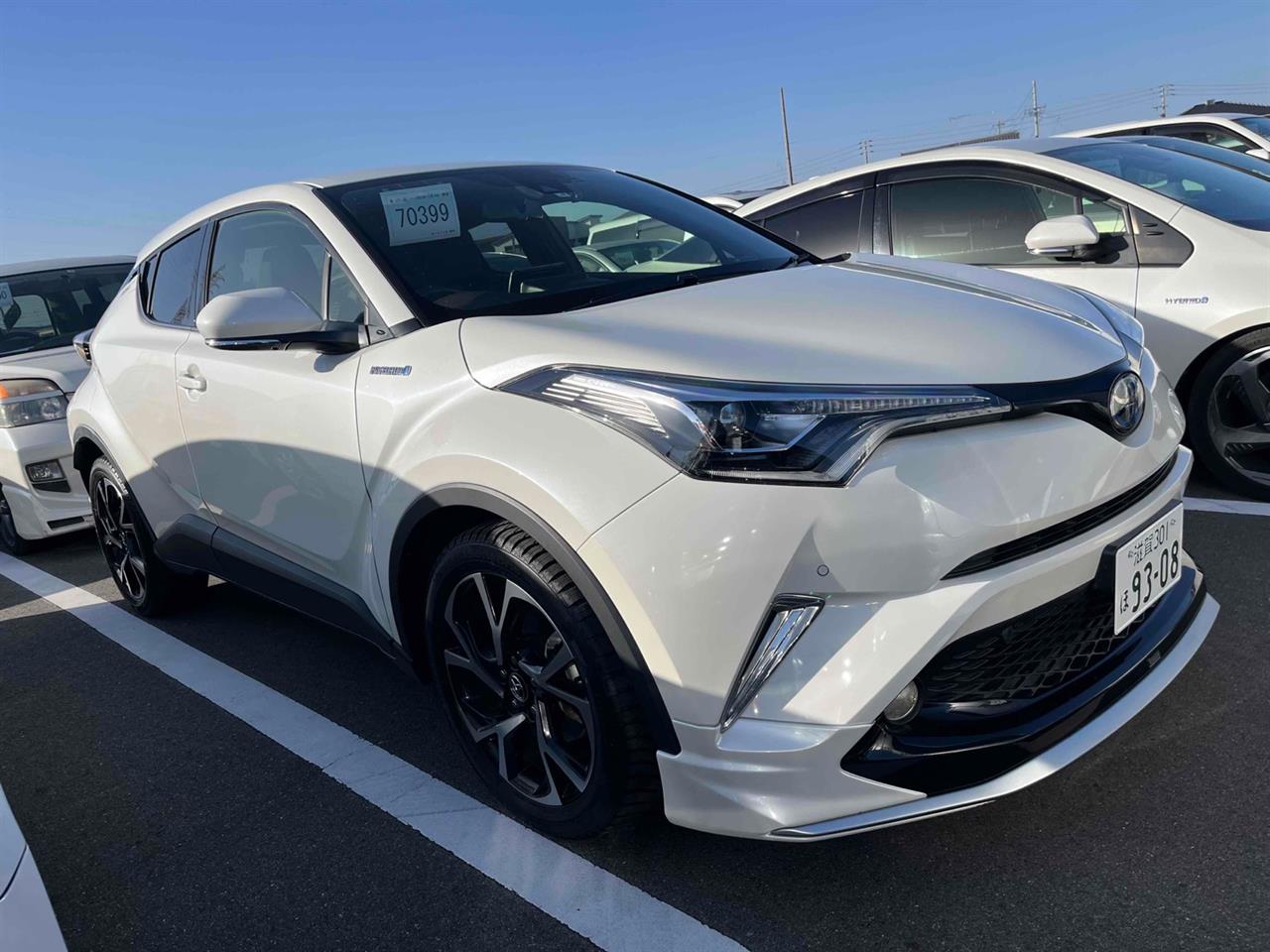 2017 Toyota C-HR G image 1
